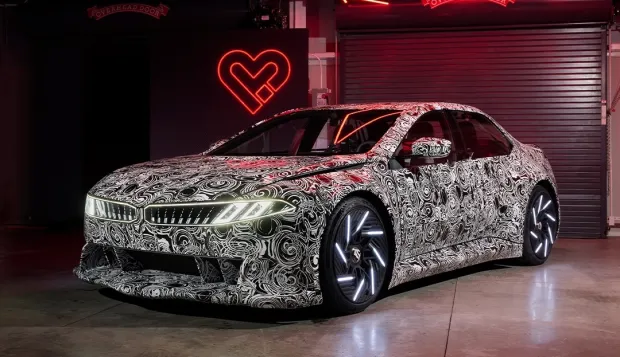 BMW revela su concepto futurista en el Salón del Automóvil de Ginebra